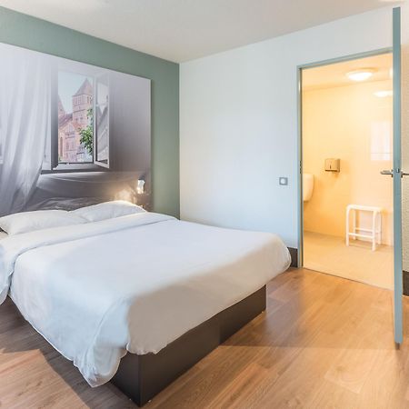 B&B Hotel Rennes Ouest Villejean ภายนอก รูปภาพ