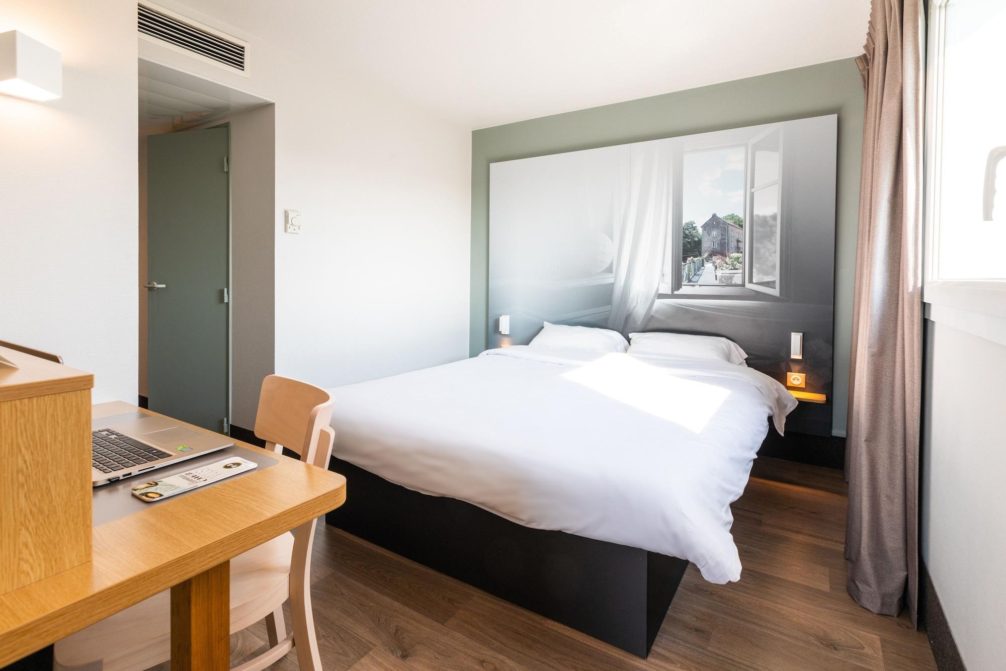 B&B Hotel Rennes Ouest Villejean ภายนอก รูปภาพ