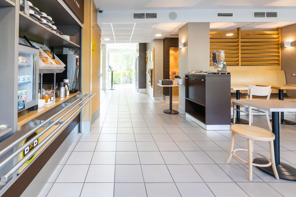 B&B Hotel Rennes Ouest Villejean ภายนอก รูปภาพ