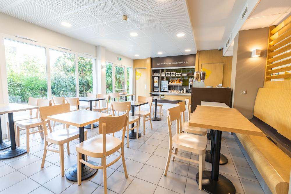 B&B Hotel Rennes Ouest Villejean ภายนอก รูปภาพ