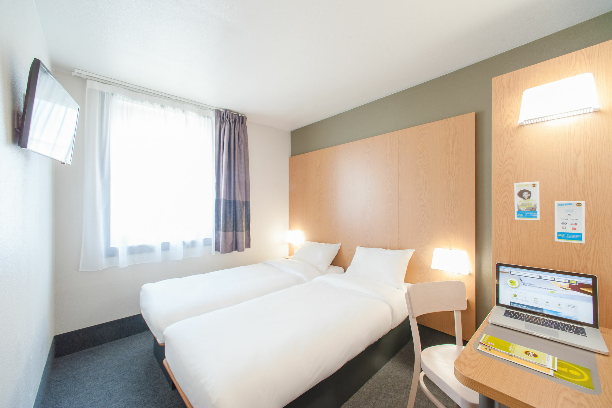 B&B Hotel Rennes Ouest Villejean ภายนอก รูปภาพ