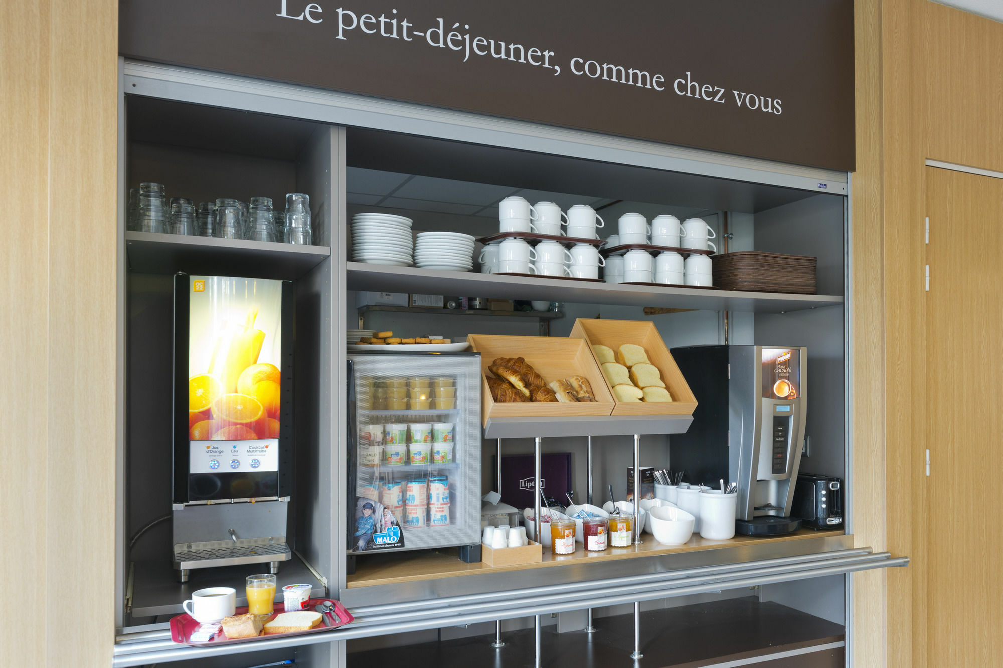 B&B Hotel Rennes Ouest Villejean ภายนอก รูปภาพ