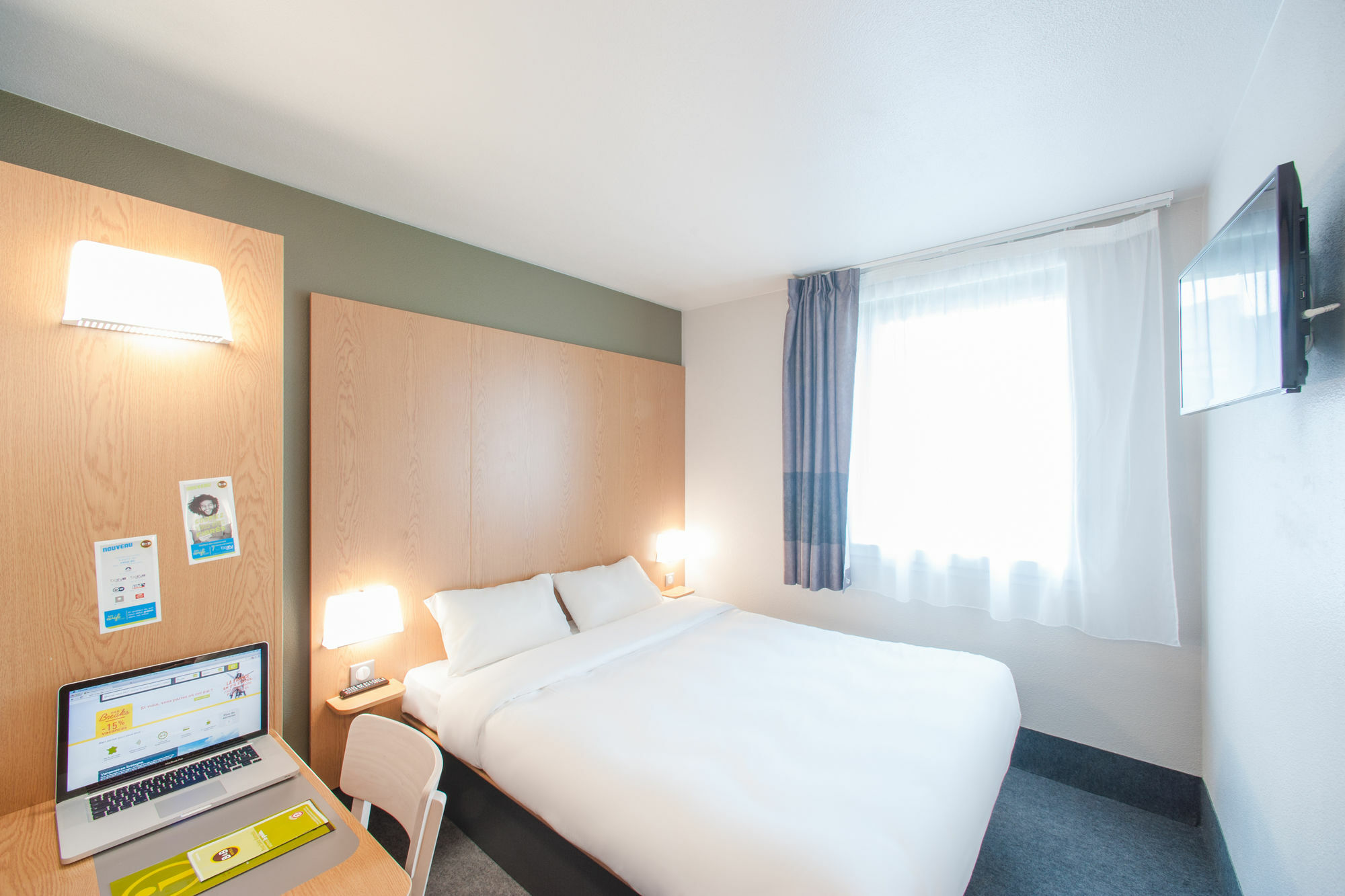 B&B Hotel Rennes Ouest Villejean ภายนอก รูปภาพ