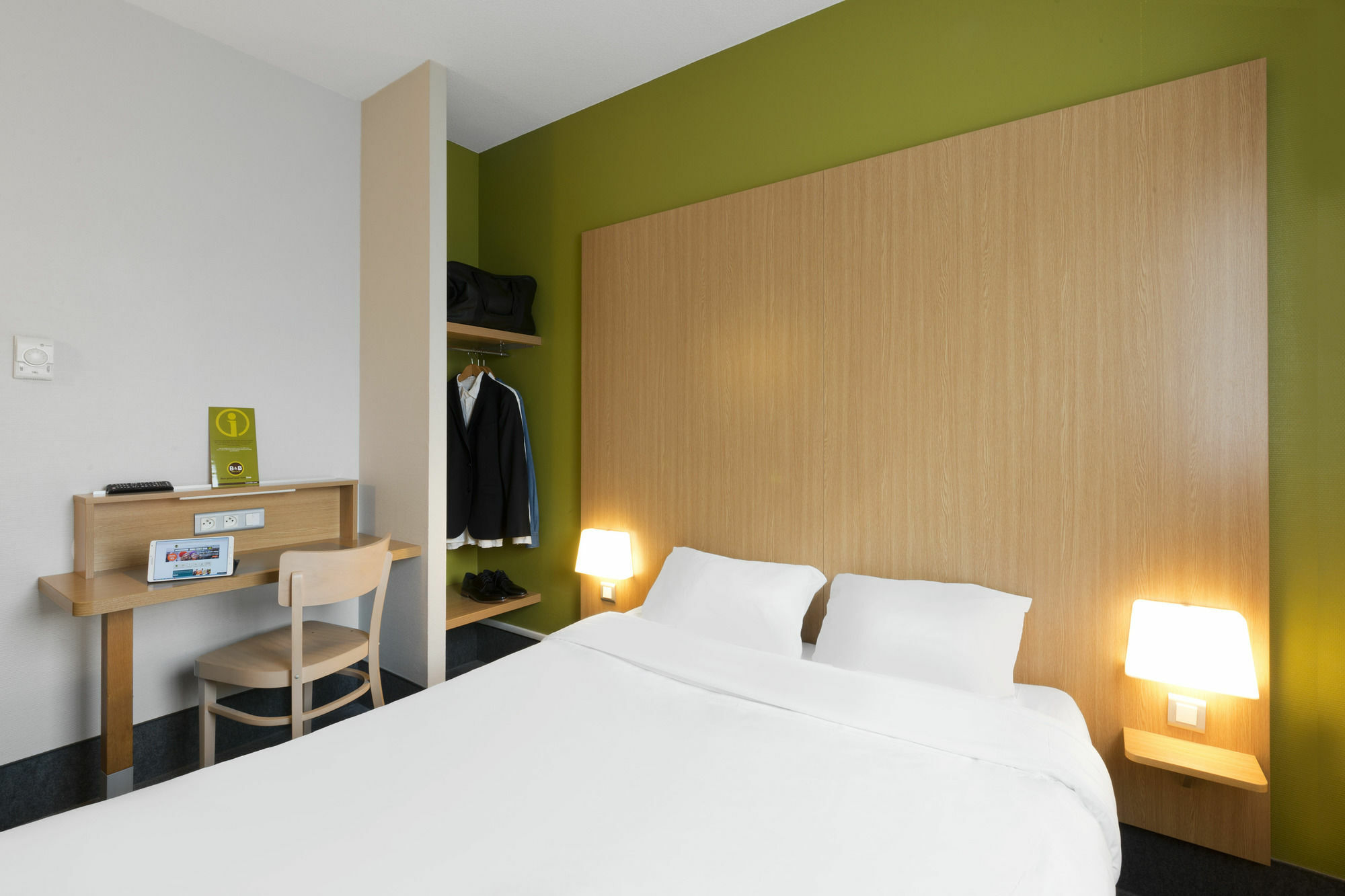 B&B Hotel Rennes Ouest Villejean ภายนอก รูปภาพ